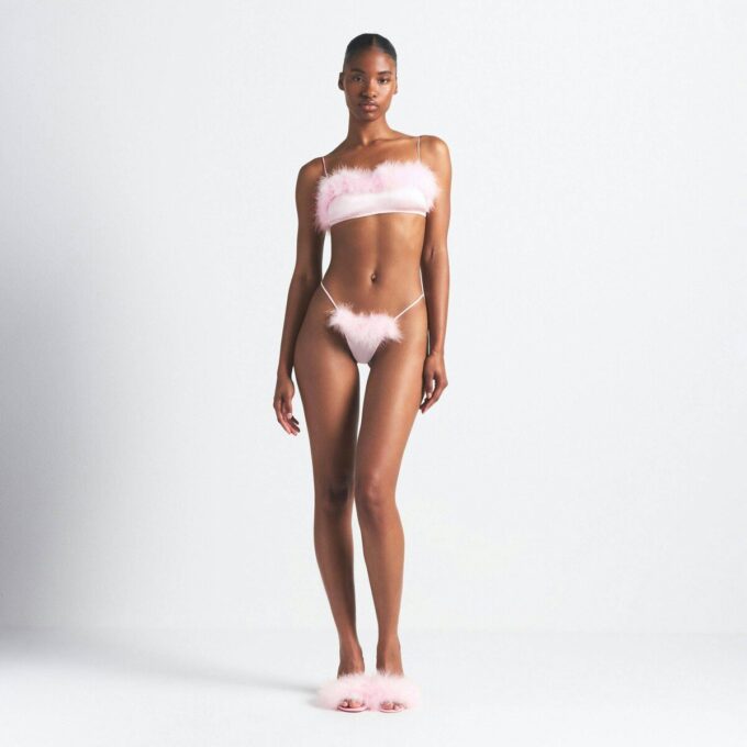 SILKE FJERKANTET BUTTERFLY THONG