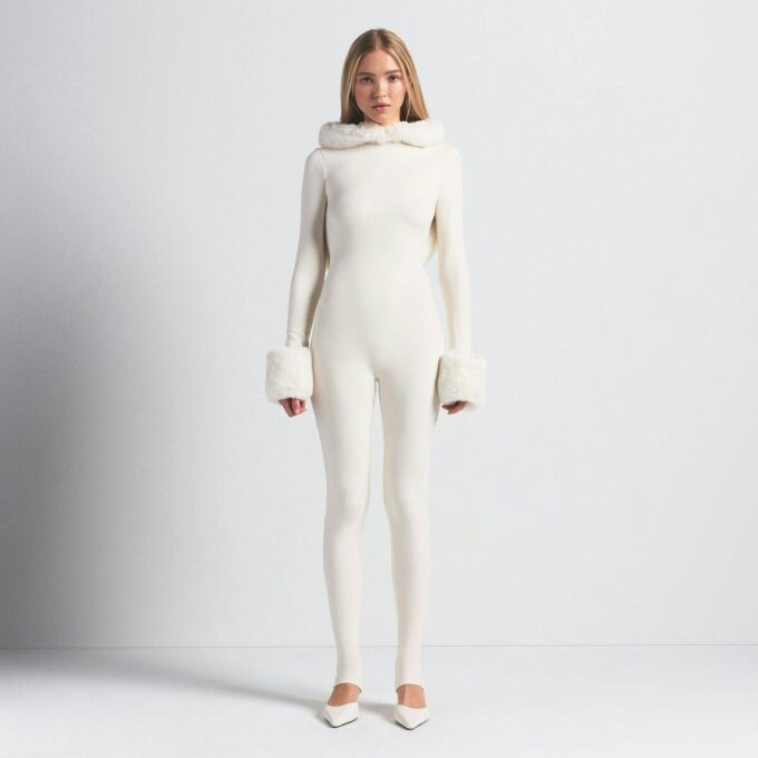 SKIMS CLOUD HÆTTET CATSUIT