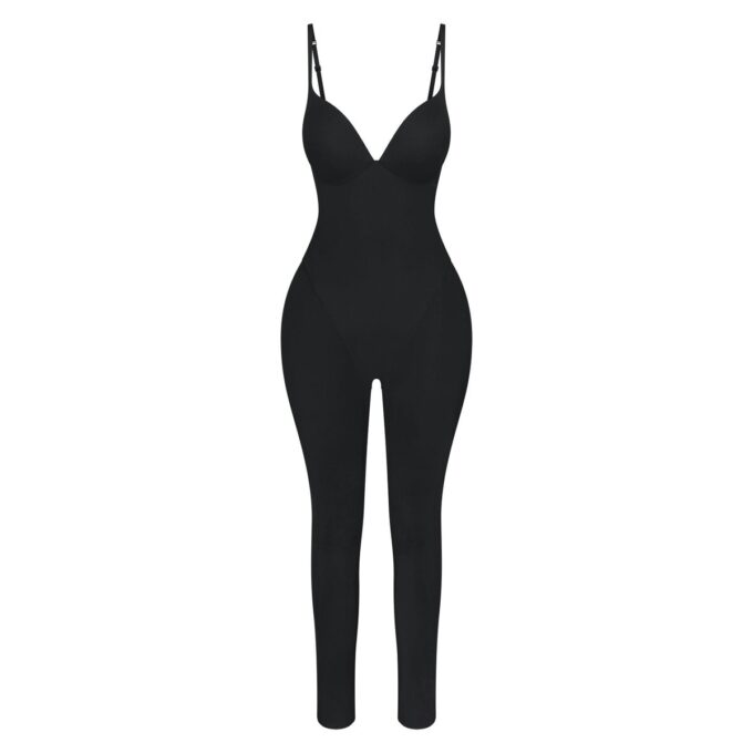 SKIMS ULTIMATIV BODY BUTT OG HOFTEFORSTYRENDE CATSUIT