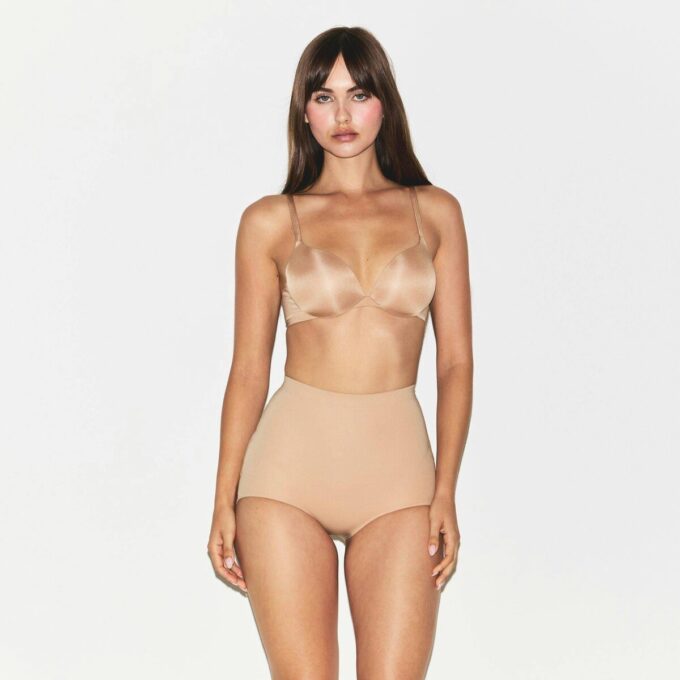 SKIMS VATTREDE BODY BUTT ENHANCING TRUSSER