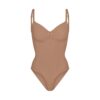 SØMLØS SKULPTET BRIEF BODYSUIT