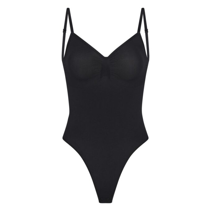 SØMLØS SKULPTET LAV RYG THONG-BODY