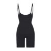 SØMLØS SKULPTET RUMPE LØFTENDE ÅBEN BRYST BODYSUIT