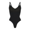 SØMLØS SKULPTET THONG-BODY