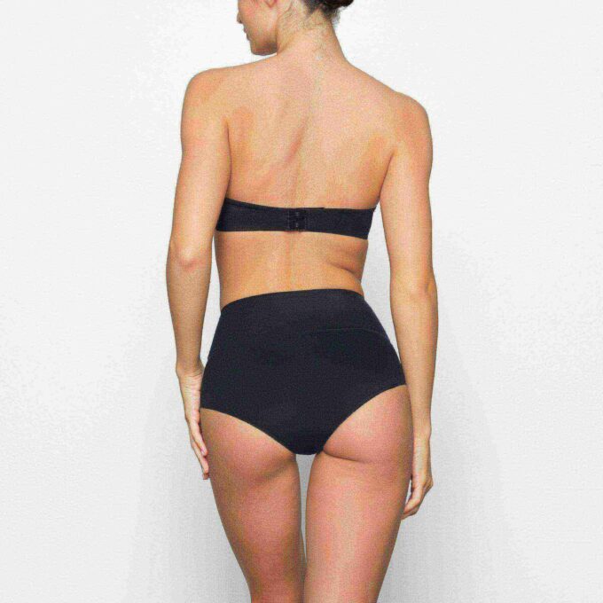 SMOOTHING INTIMATES HØJTALJEDE TRUSSER