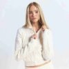 STRIKKET SWEATER MED KRYMPEDE LYNLÅS-HÆTTETRÆTTE