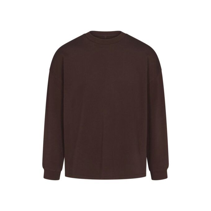 T-SHIRT MED LANGERMET OG OVERSIZED KRAFTIGT BOMULD