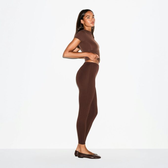 THE ESSENTIAL COLLECTION HØJTALJEDE LEGGINGS