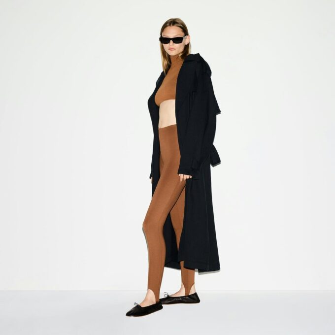 THE ESSENTIAL COLLECTION HØJTALJEDE STIRRUP LEGGINGS