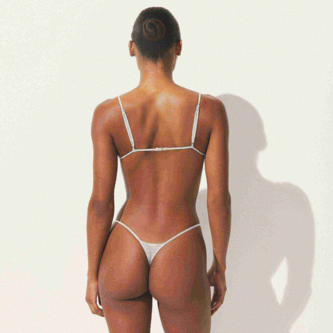 TRANSPARENT RIBBEDE SKIMPIGE TREKANTE BRALETTE