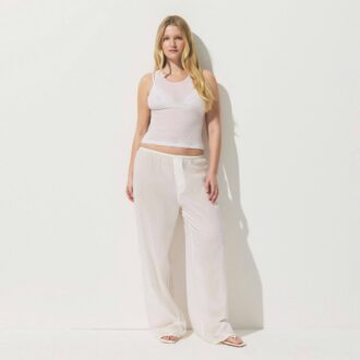 TRANSPARENT RIBBEDE TANK MED CREWNECK-HALS