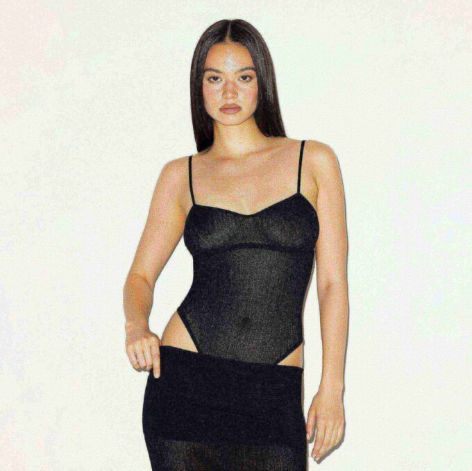 TRANSPARENT STRIKKET CAMI-BODYSUIT