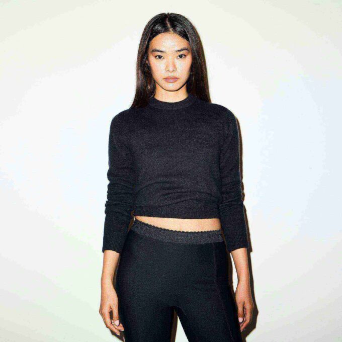 ULD CASHMERE TRØJE MED CREWNECK-HALS