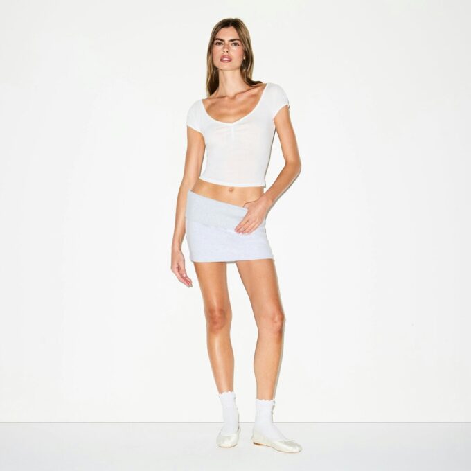 ULTRA LET JERSEY T-SHIRT MED KULEHALS